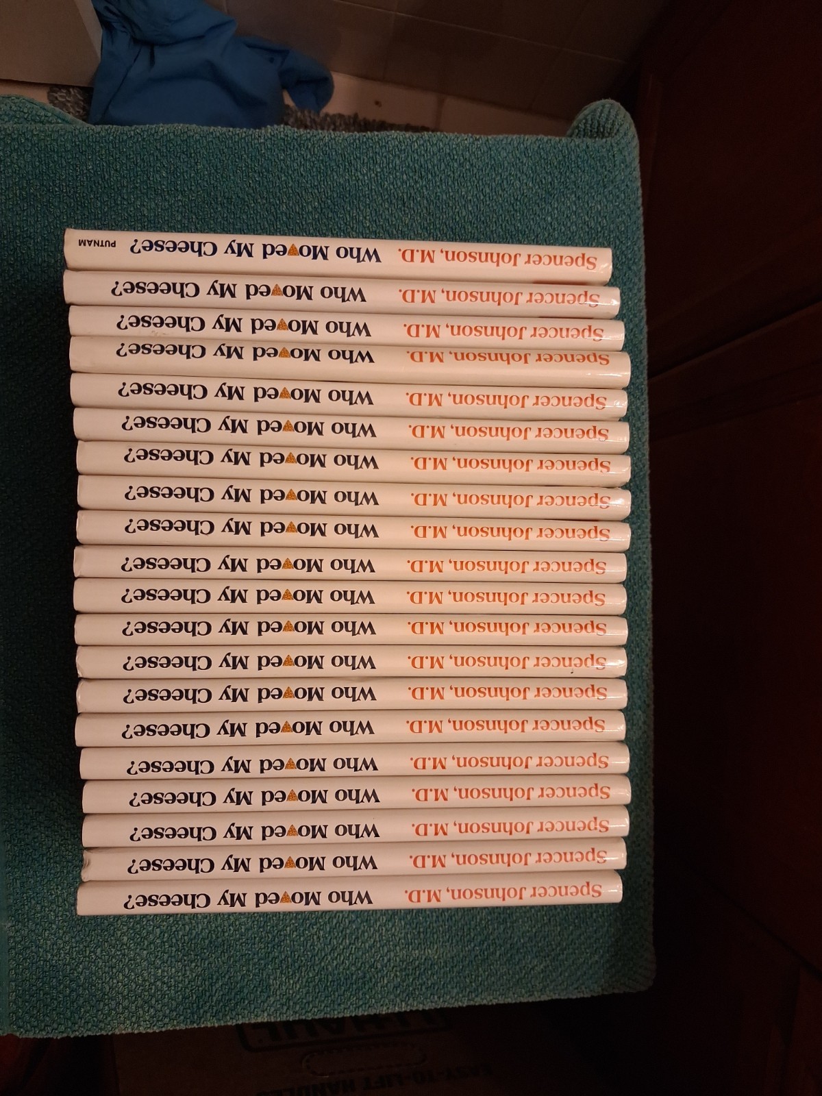 LOT of 20 WHO MOVED MY CHEESE HC/DJs by Spencer Johnsom M.D. Brand New Copies