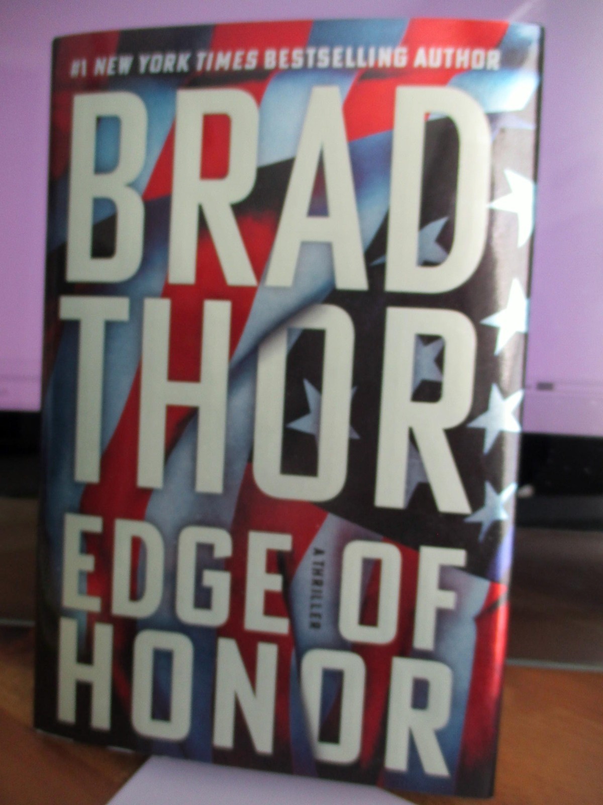 New « Edge of Honor » by Brad Thor, HB 1st Ed 2025, 326p, w/warranty