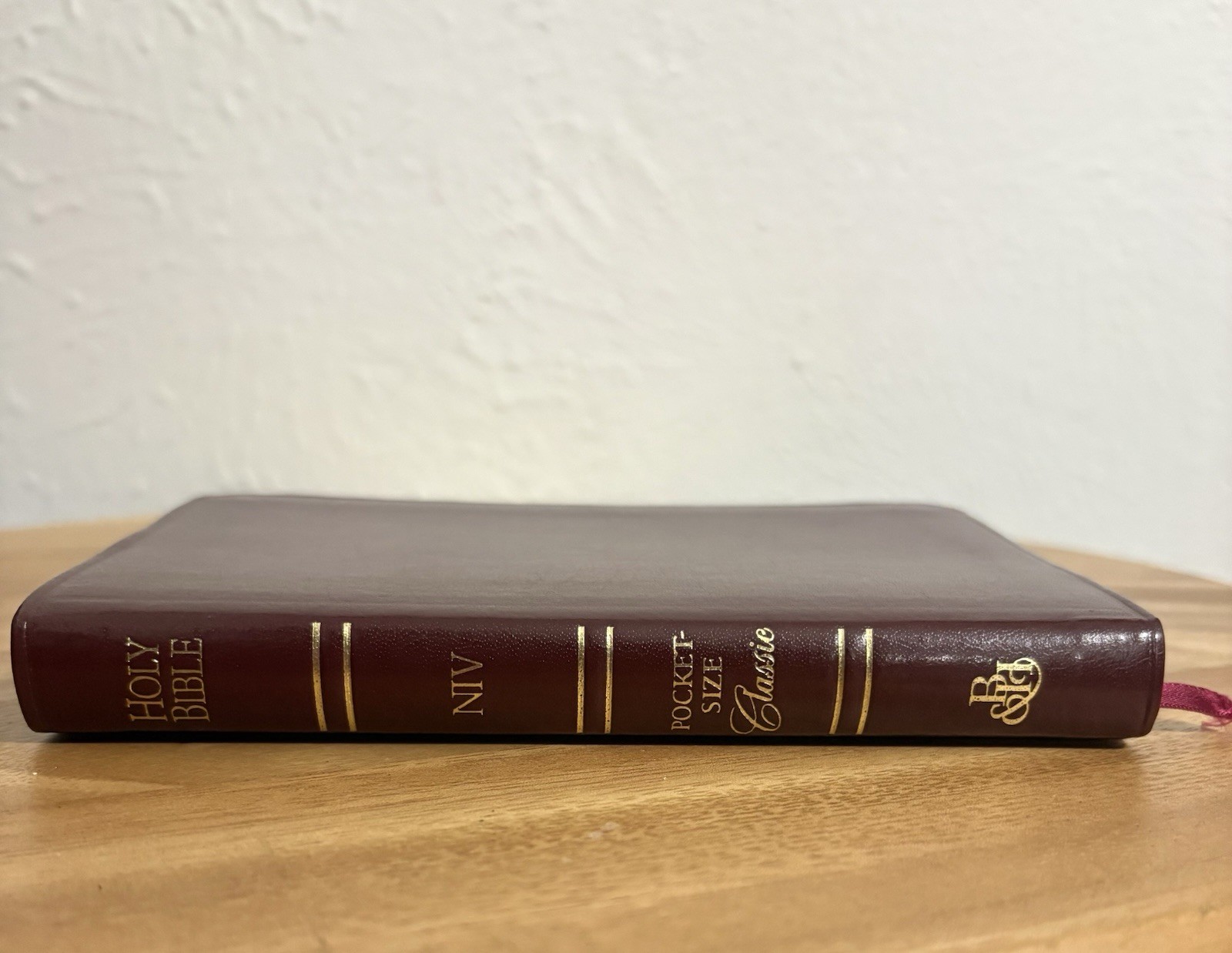 NIV The Broadman & Holman Pocket-Size Classic Bible Burgundy Leather GoldTrim 95
