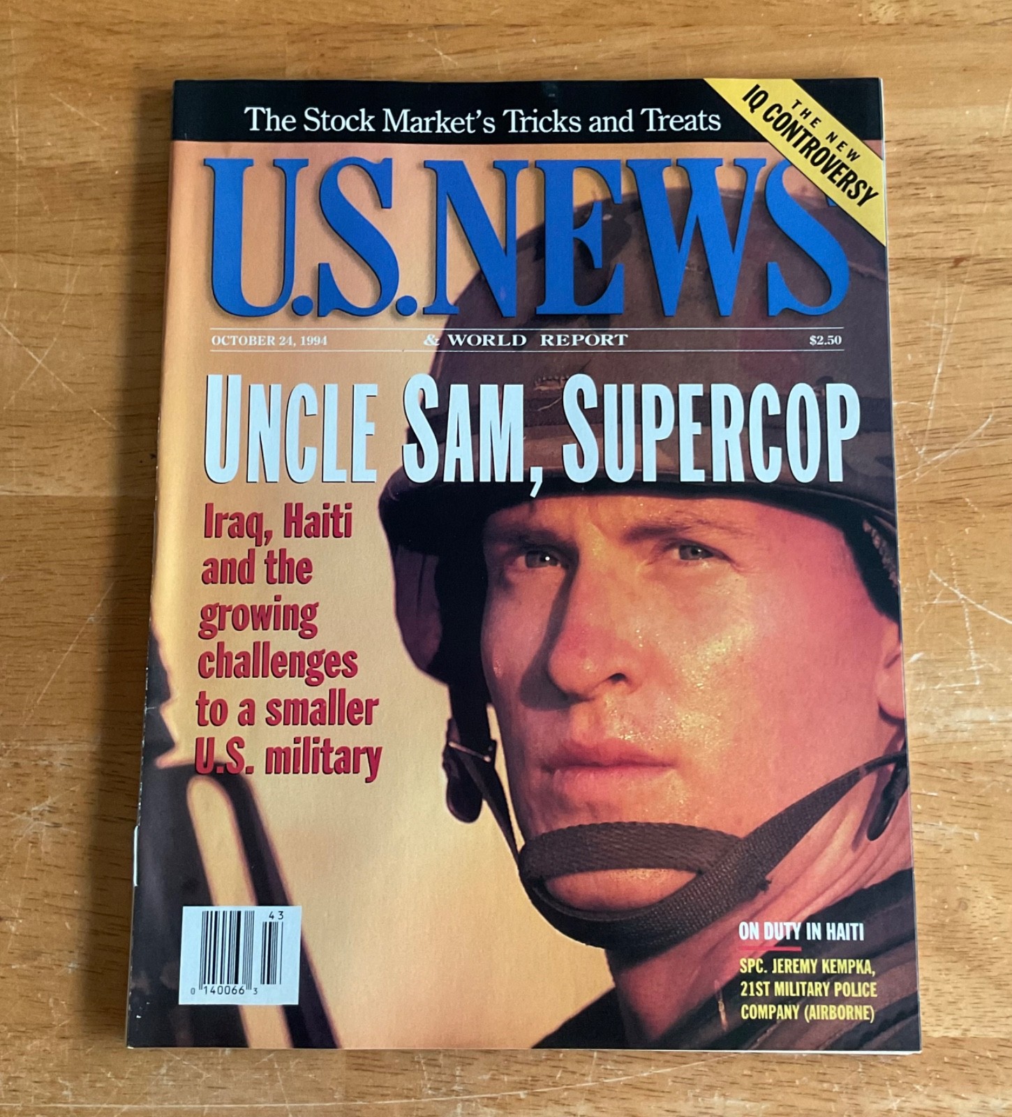 U.S. News & World Report Magazine 1994 Uncle Sam, Super Cop No Label Newsstand