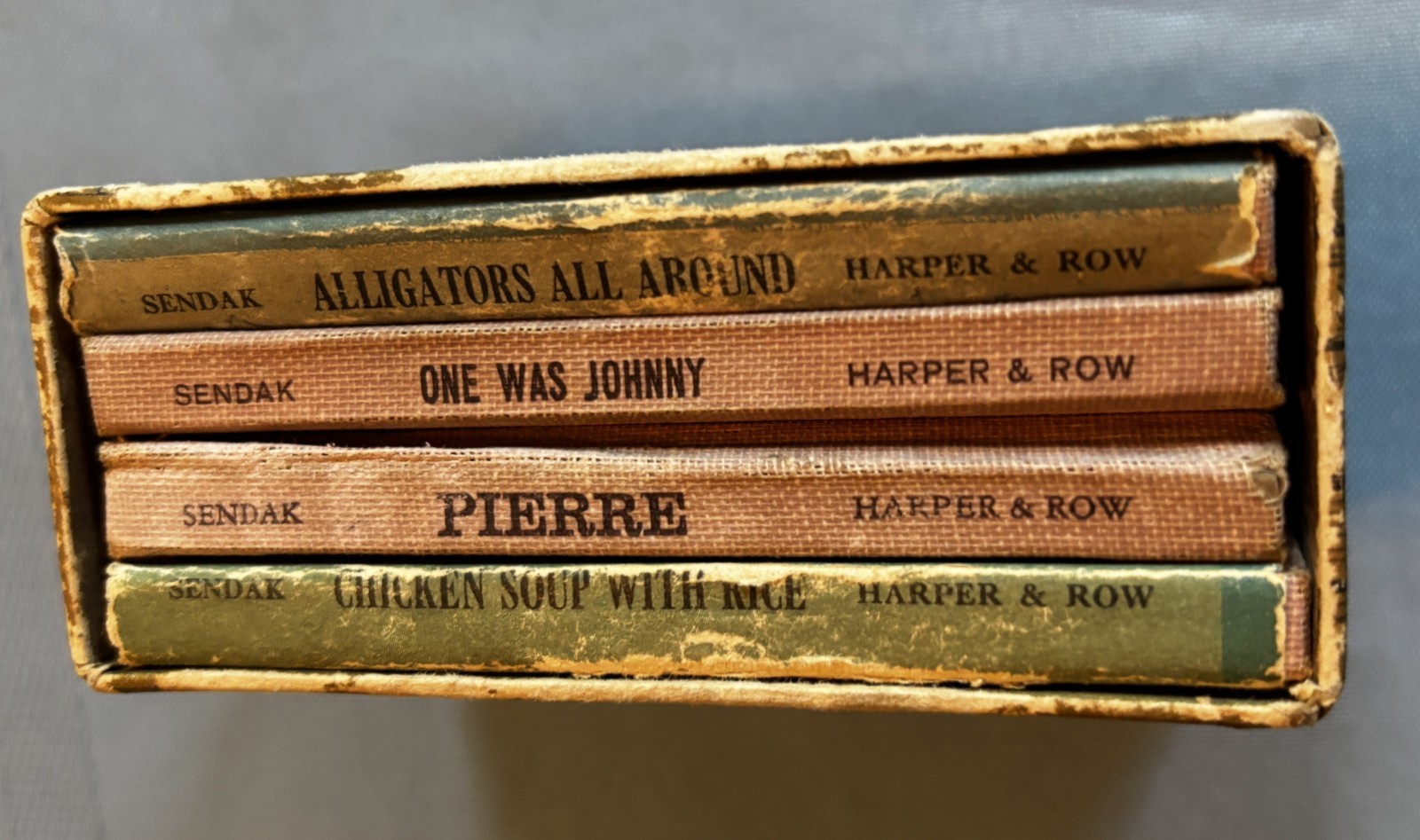 1962 Nutshell Library Mini Books in Slip Case Maurice Sendak 4 Illustrated Books