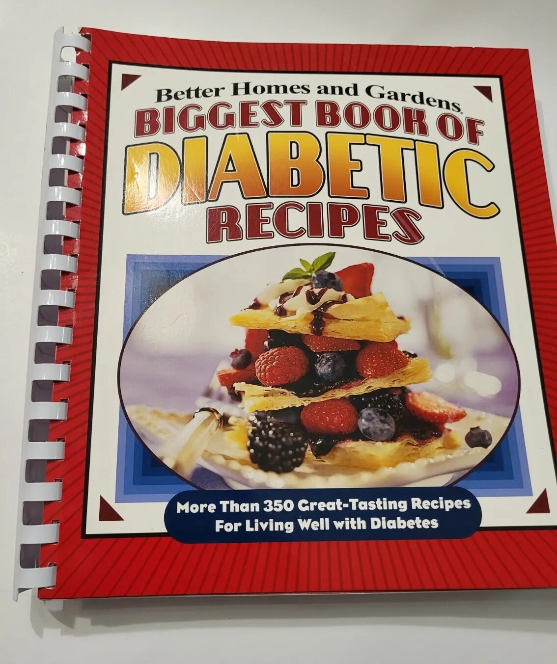 BETTER HOMES & GARDENS « Biggest Book Of Diabetic Recipes » pub. 2005, 416 pages.