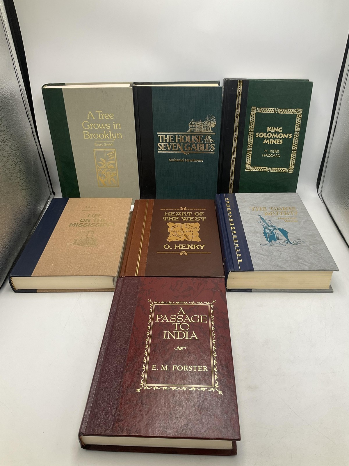 Lot Reader&rsquo;s Digest The World&rsquo;s Best Reading Various Authors Assorted Colors HC