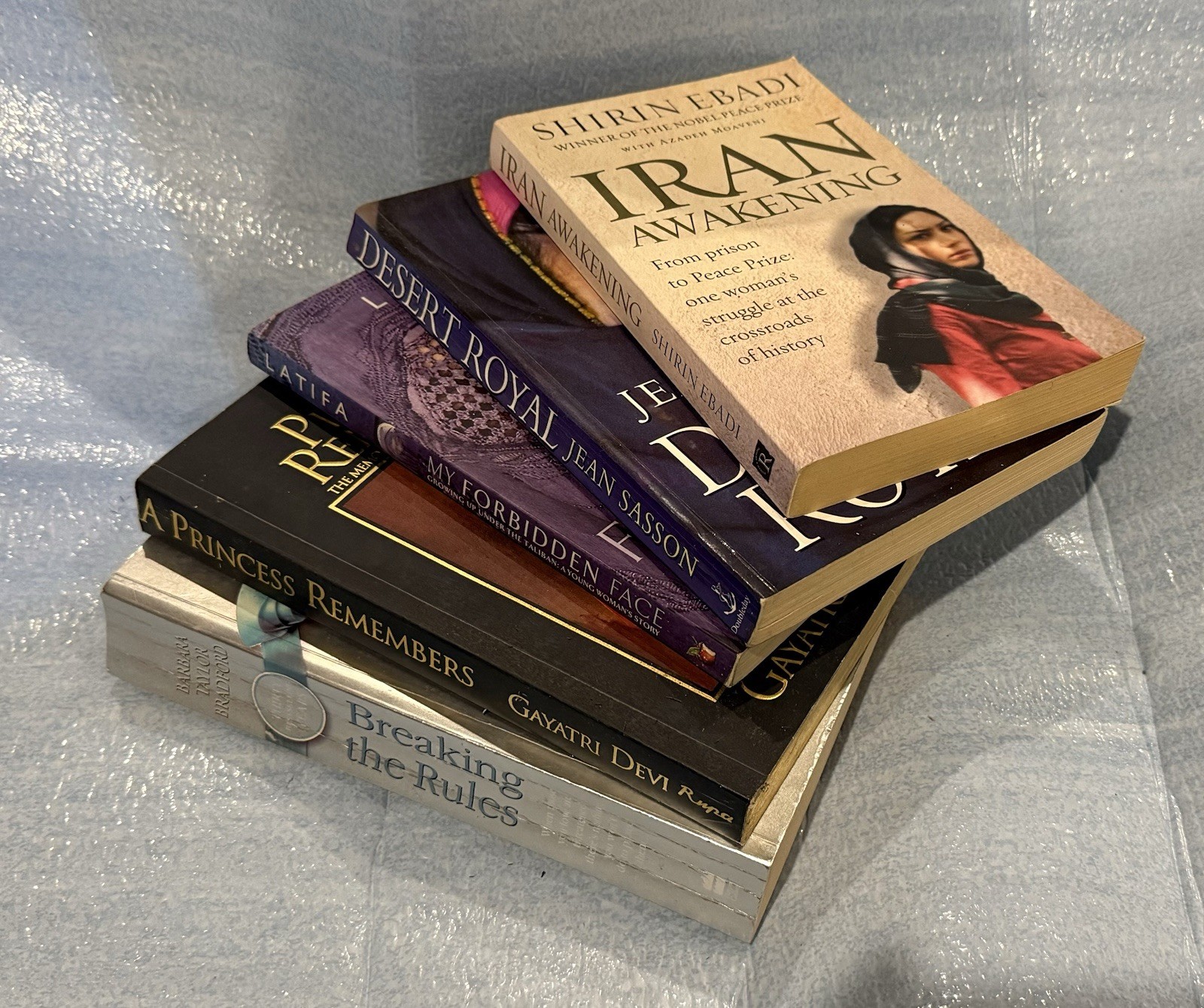 Mixed Lot Mixed Authors Vintage Retro Books Bulk Lot x 5 (Lot 1304)