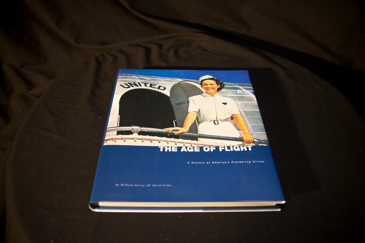 Hardcover United Airlines Book – The History of America&rsquo;s Pioneering Airline