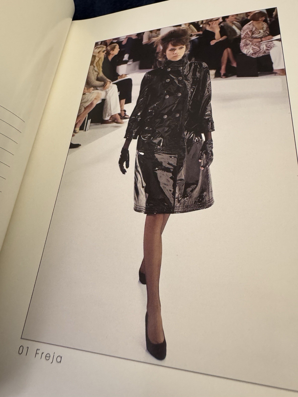 CHANEL HAUTE COUTURE Fall Winter 2005 NEW LOOKBOOK Runway Rare