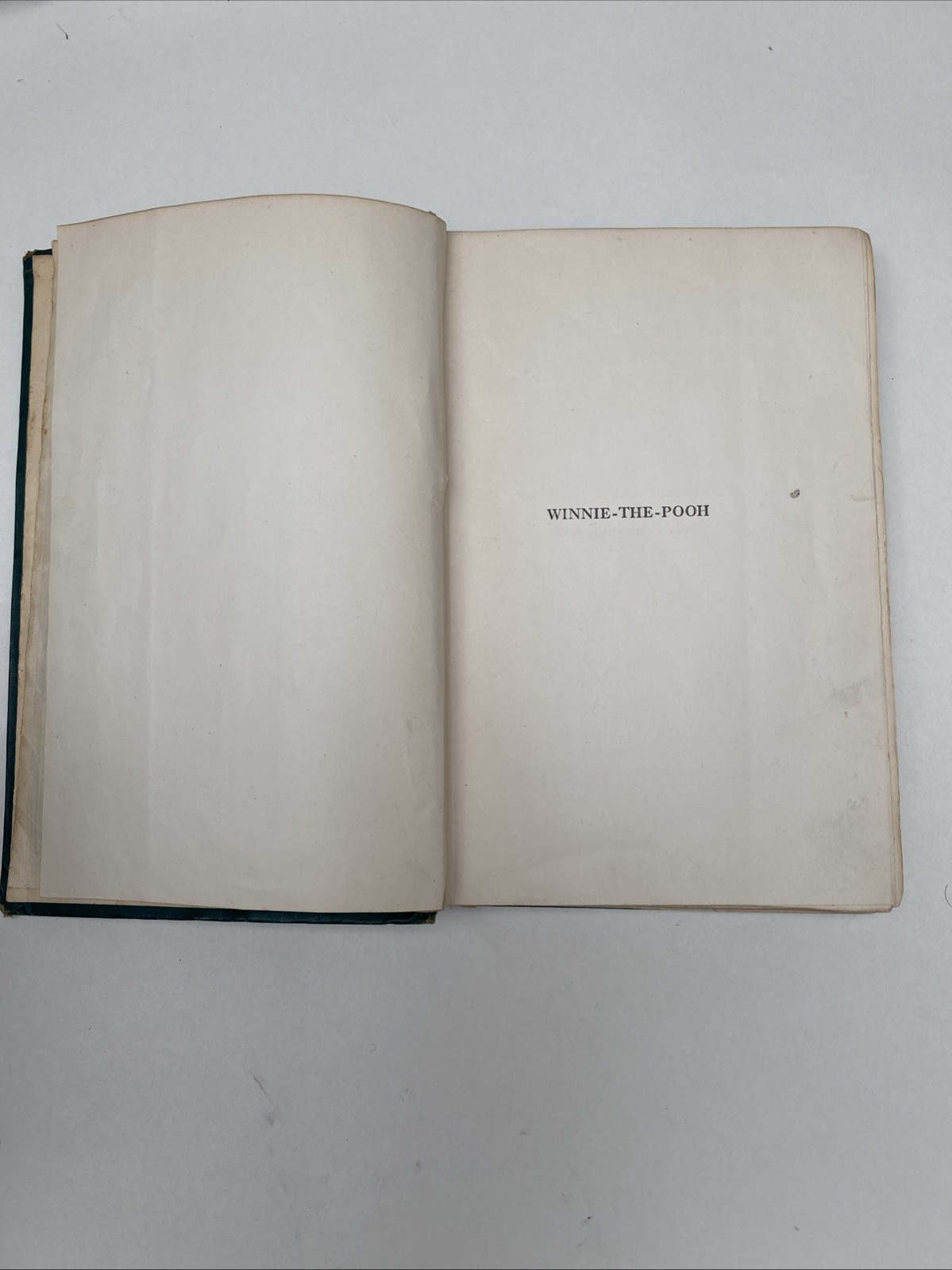 A A Milne / E H Shepard – Winnie The Pooh – 1st/1st 1926 Methuen A/F