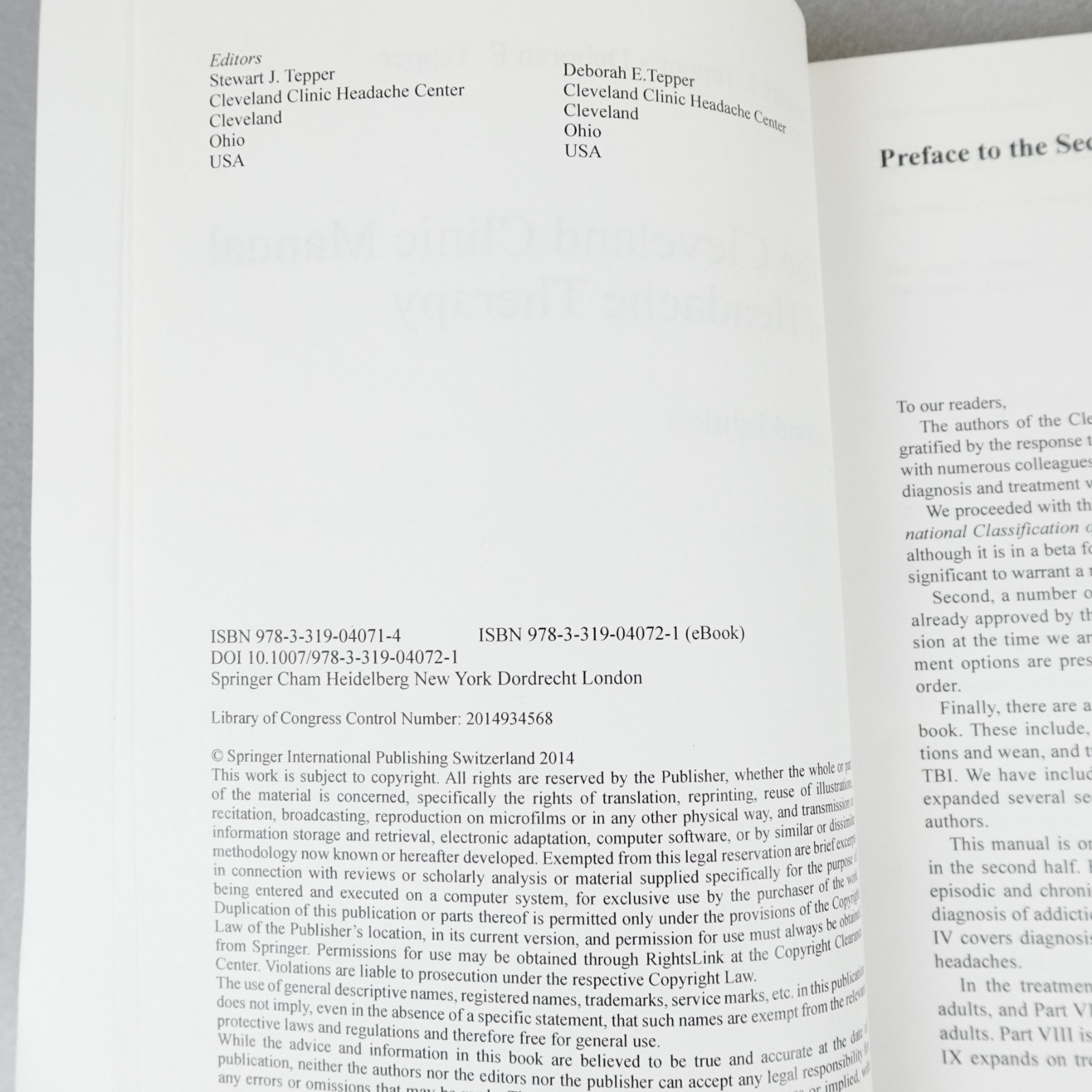 The Cleveland Clinic Manual of Headache Paperback, by Tepper Stewart J.;