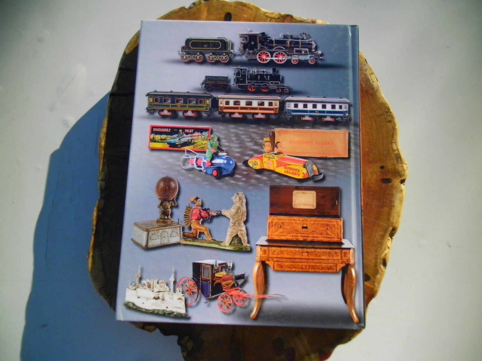 MORPHY AUCTIONS BOOK 180 PAGES TOYs & DOLLS HARD COVER MAY 2018