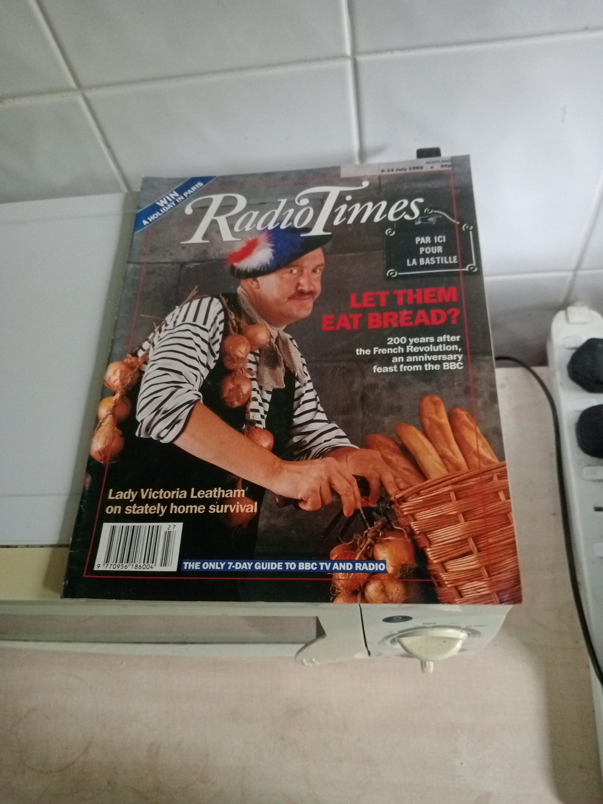 Radio Times 8-14 July 1989 U2, Chelworth