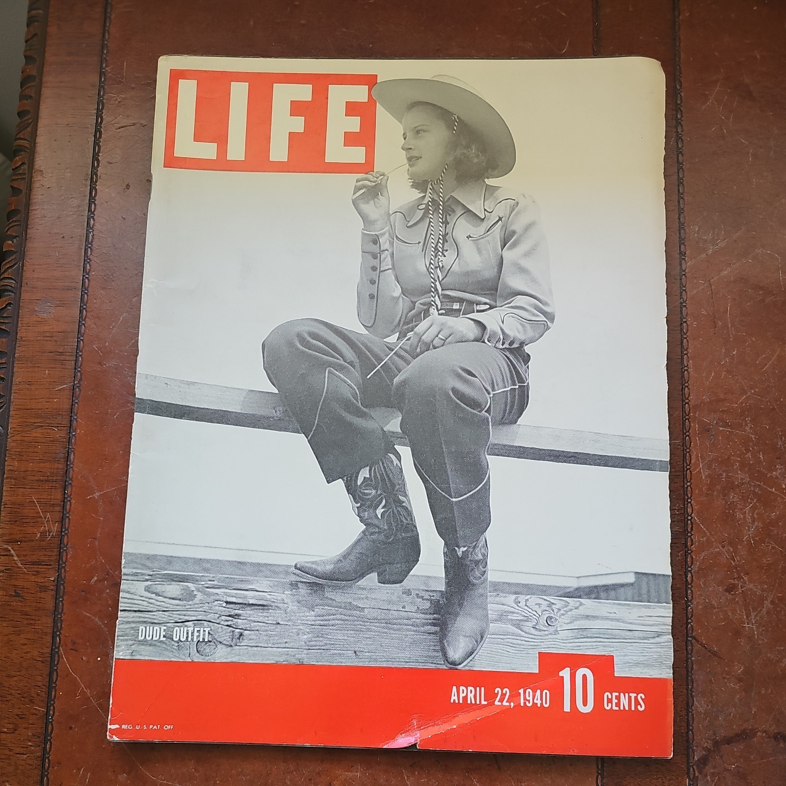 Life Magazine April 22 1940, Dude Outfit, Cowgirl Fashion, Oslo, Great Lakes