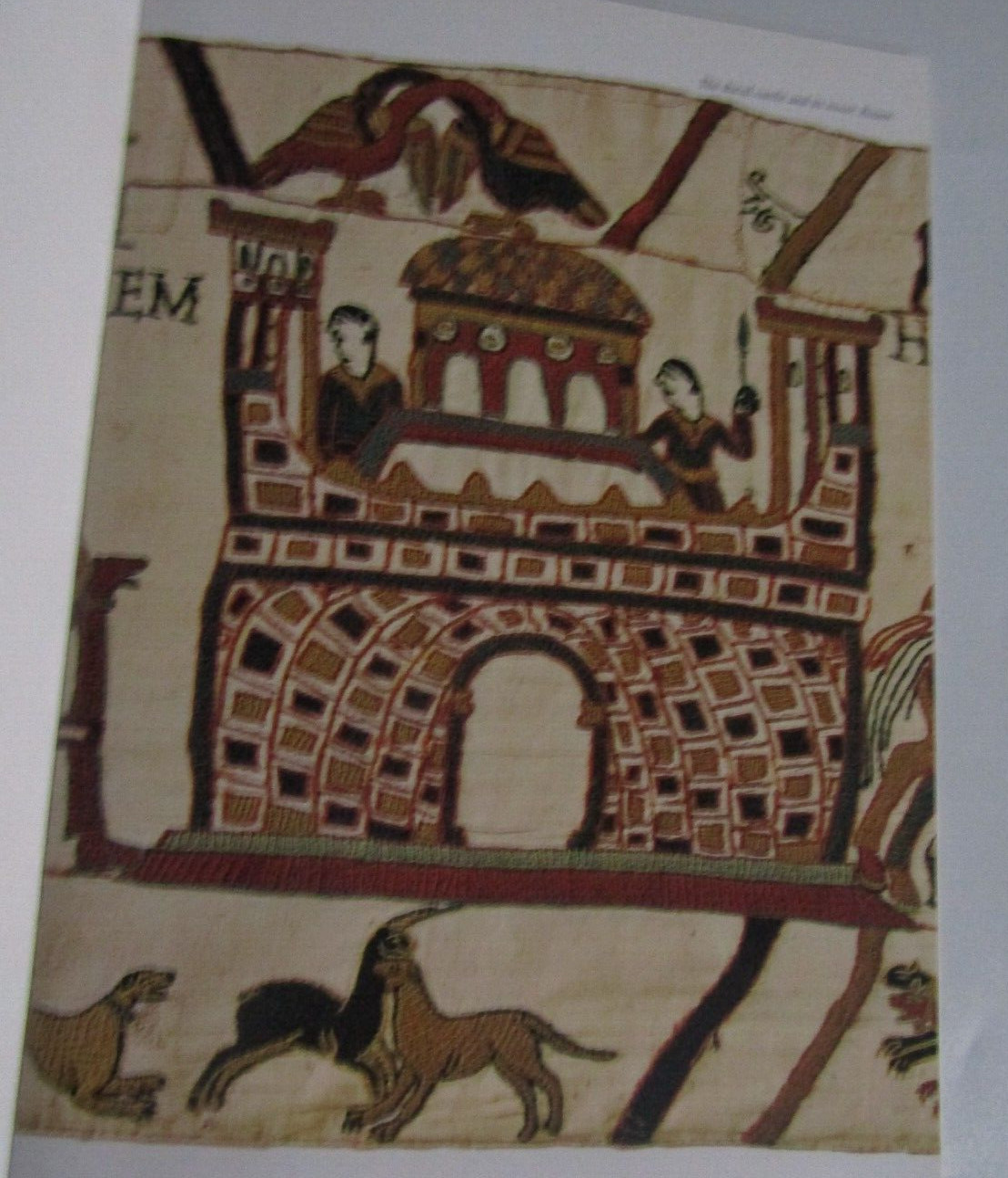 BAYEUS TAPESTRY PROF L MUSSET PAPERBACK BOOK 1998 33 PAGES 6.5 X 9.5 IN