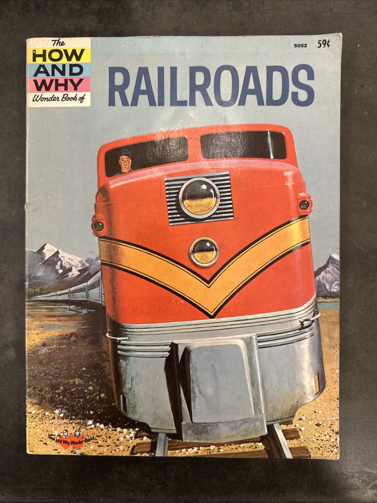 Vintage HOW AND WHY WONDER Book of Railroads – 48 Pages – Clean!