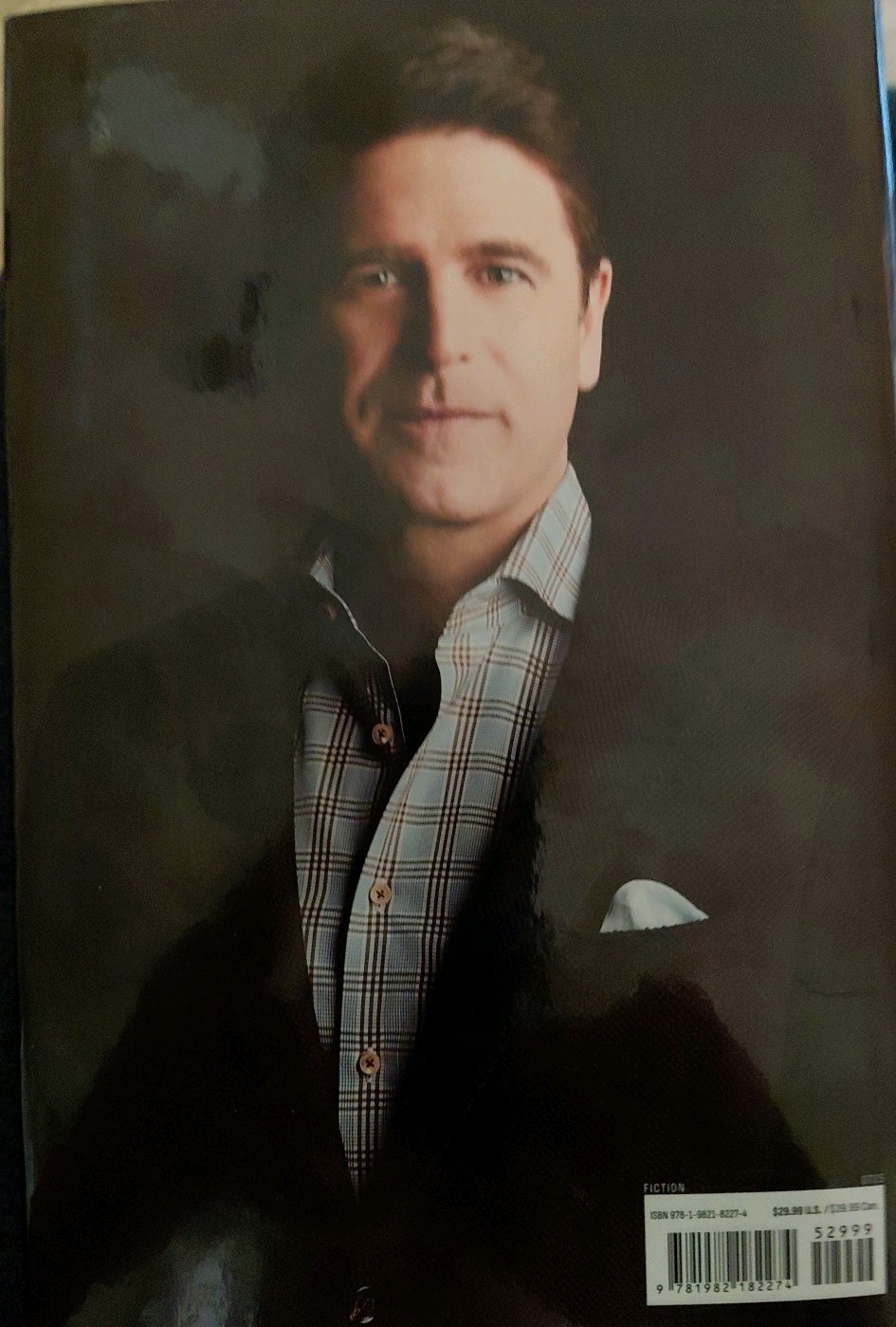 Brad Thor- Edge of Honor: A Thriller Hardcover Book ISBN 9781982182274