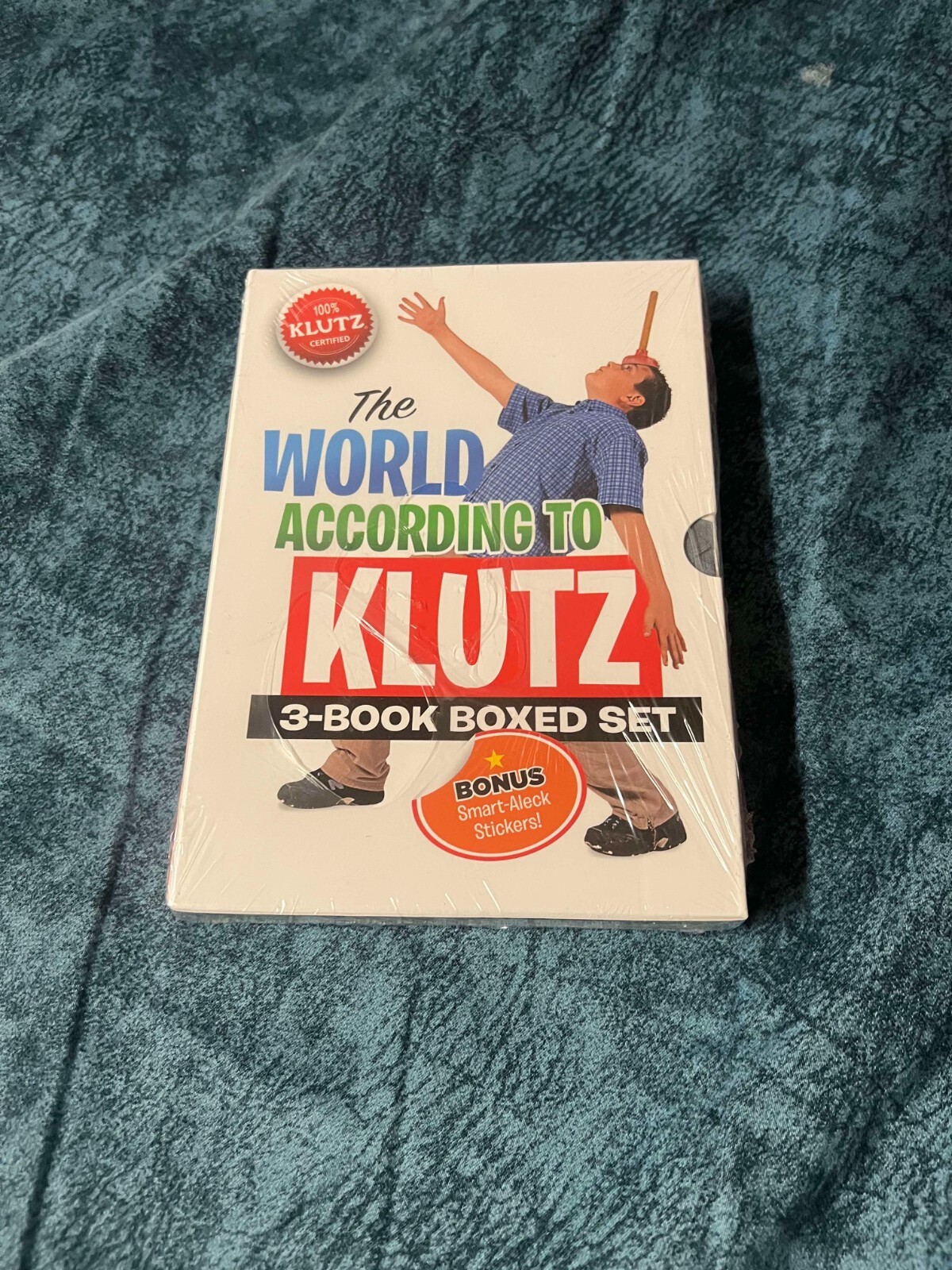 The World According to Klutz by The Editors of Klutz [Paperback, 300 pages]