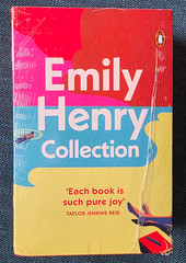 Emily Henry Box Set: Beach Read, People We Meet on Vacation, Book Lovers