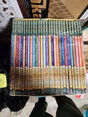 Magic Tree House (R) Ser.: Magic Tree House Books 1-28 Boxed Set by Mary Pope