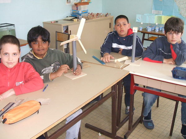 Classe de découvertes, centre vacances, classe de mer, saint Jean de Monts : en classe